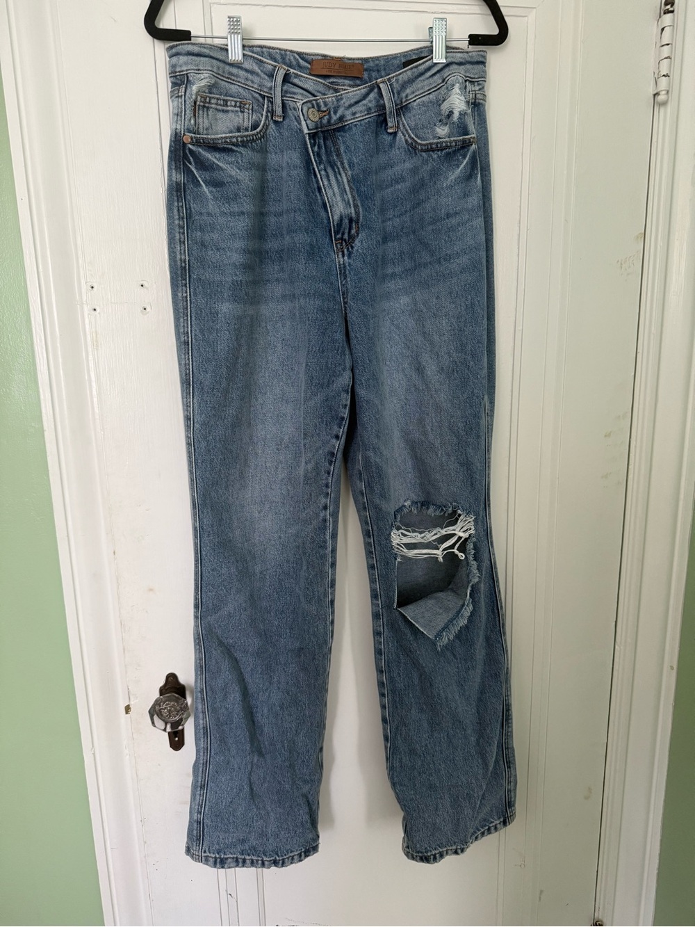 Dylan High Rise Rigid Magic Criss-Cross Waistband Straight Judy Blue Jeans